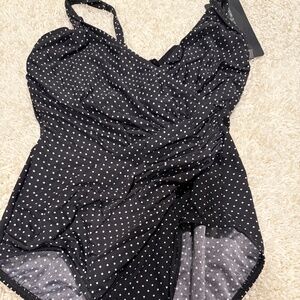 NWT Miraclesuit Oceanus Polka Dot Miracle Suit - 12DD